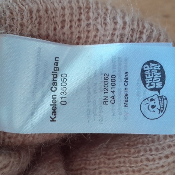 EUC- Kaelen Genuine Mohair Cardigan - Picture 14 of 16